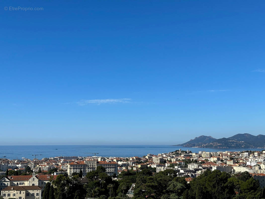 Appartement à CANNES