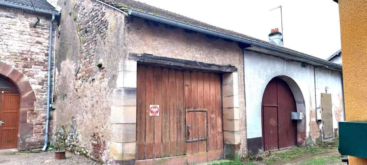 Maison à SAINT-SAUVEUR