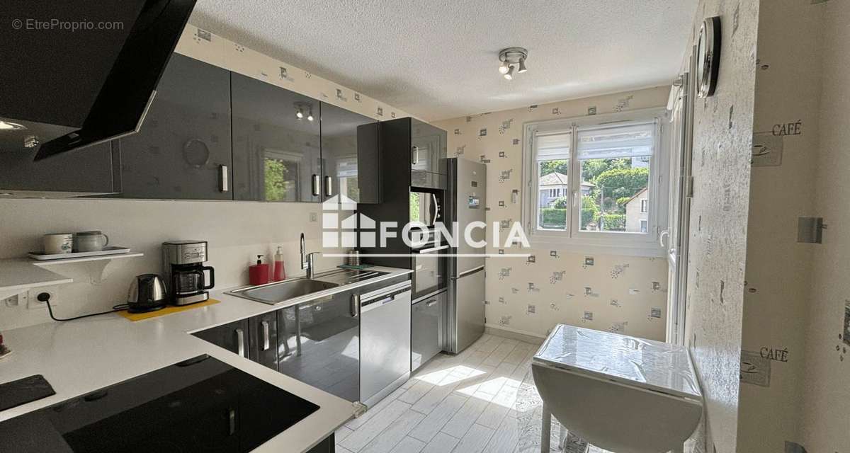 Appartement à AIX-LES-BAINS