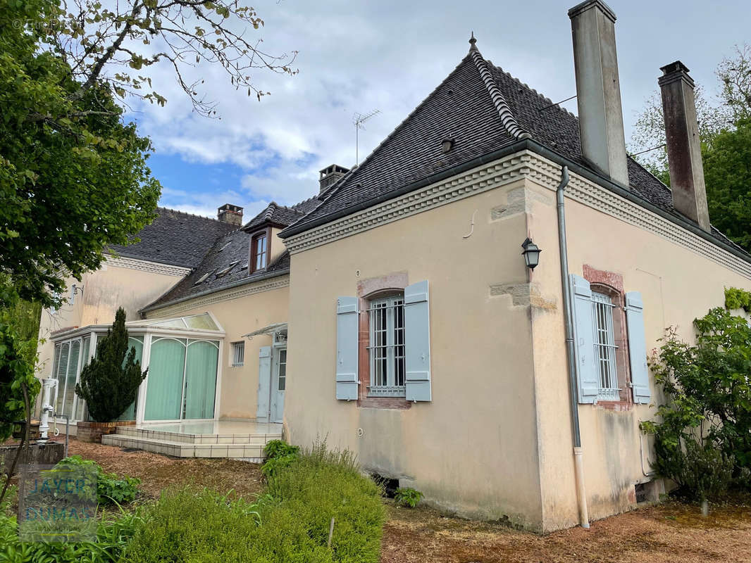 Maison à SAINT-ETIENNE-EN-BRESSE