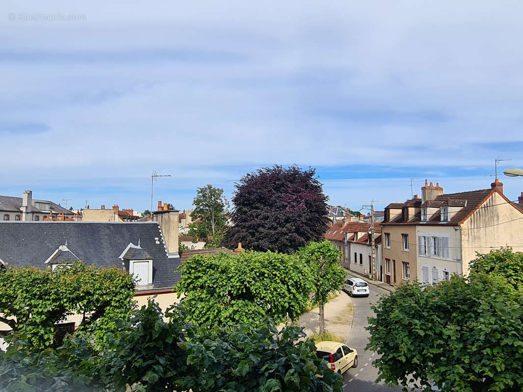 Appartement à MOULINS