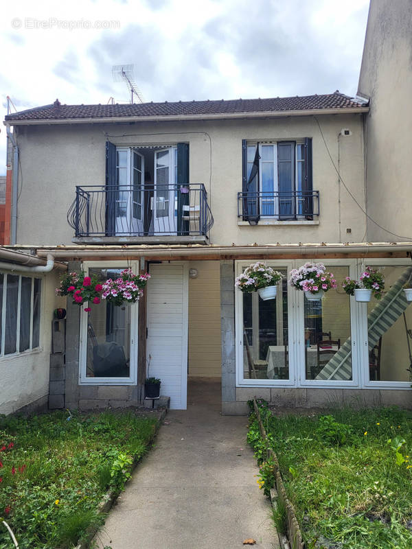 Maison à PIERREFITTE-SUR-SEINE