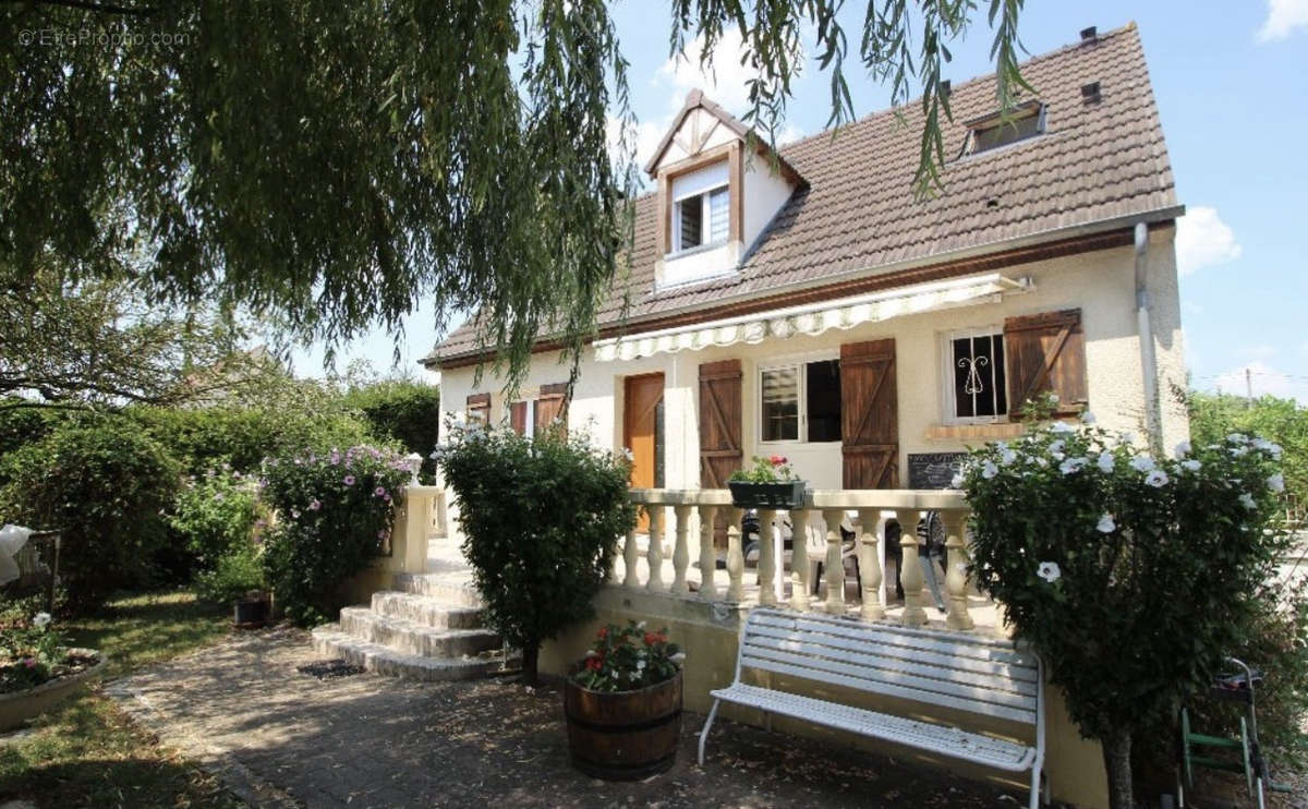 Maison à CHANGIS-SUR-MARNE