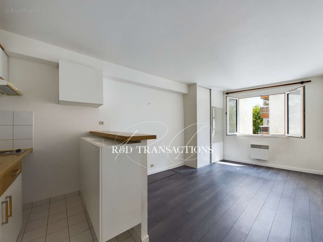 Appartement à PARIS-19E