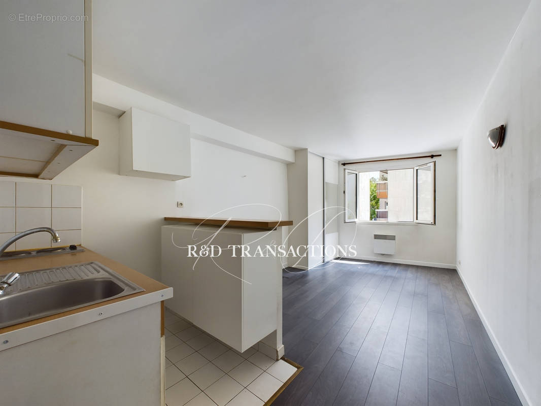 Appartement à PARIS-19E