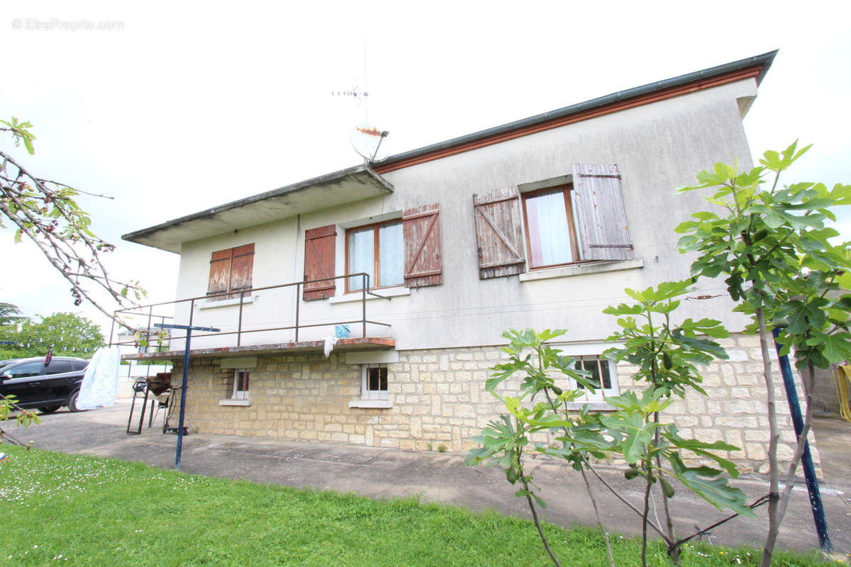 Maison à LA CHARITE-SUR-LOIRE