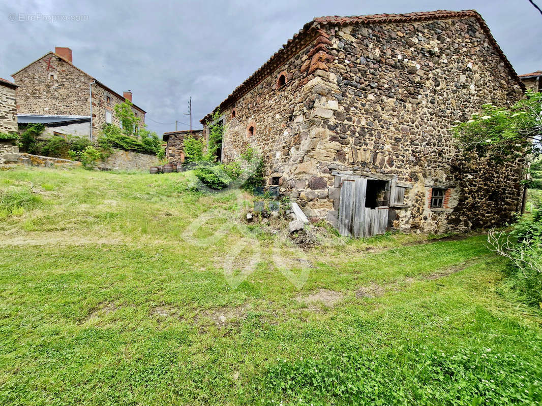 Parking à BRIOUDE