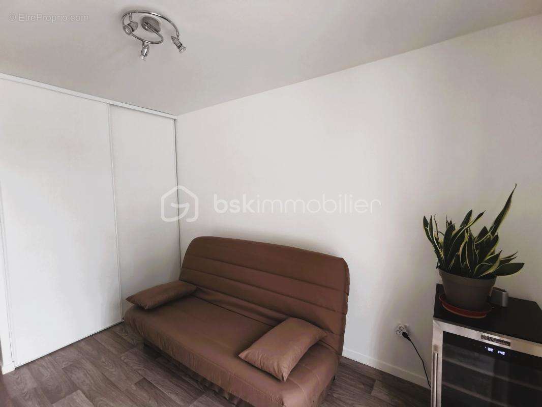 Appartement à MENNECY