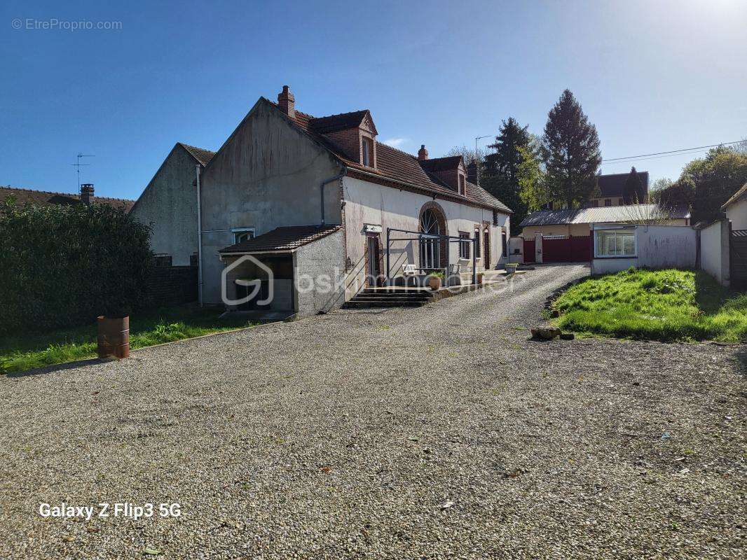 Maison à BRAY-SUR-SEINE