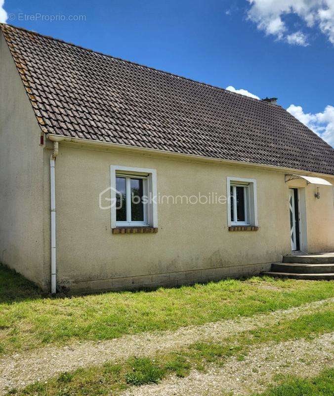 Maison à LONGUEVILLE