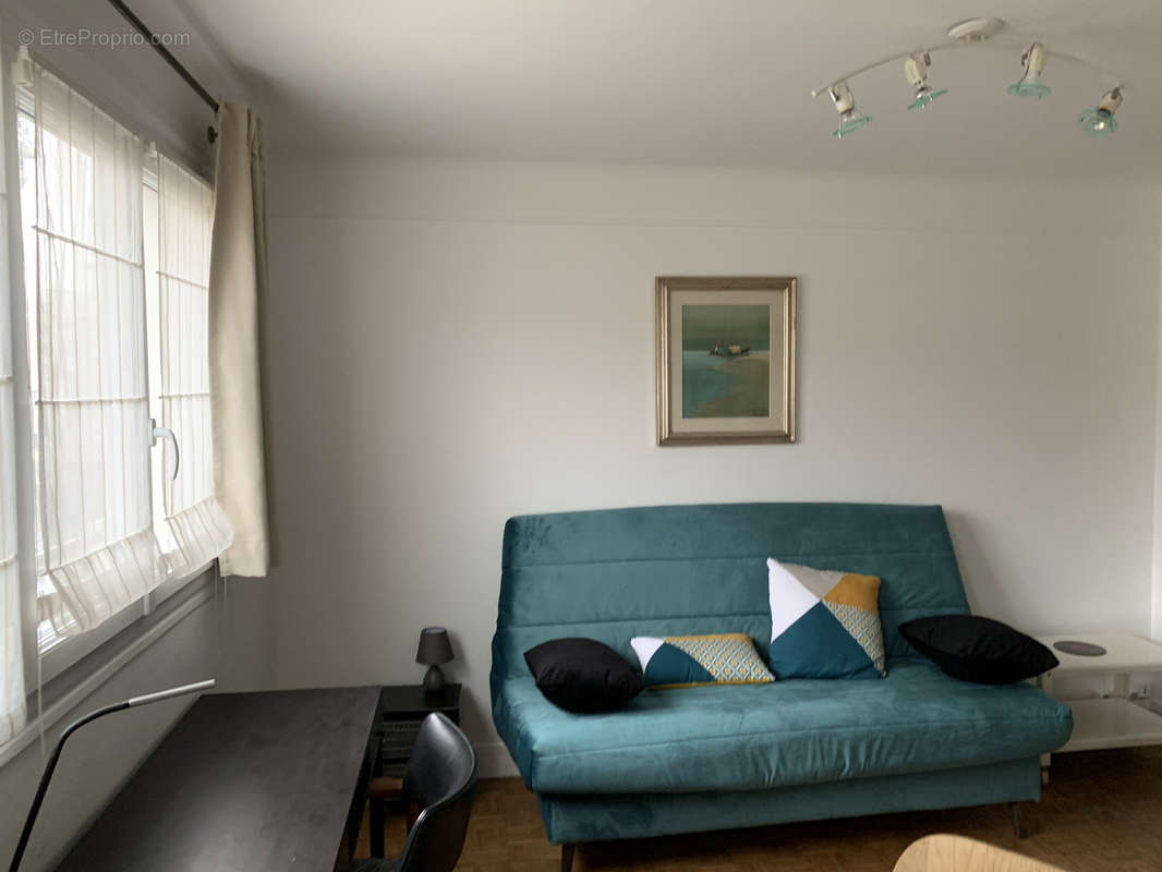 Appartement à PARIS-20E