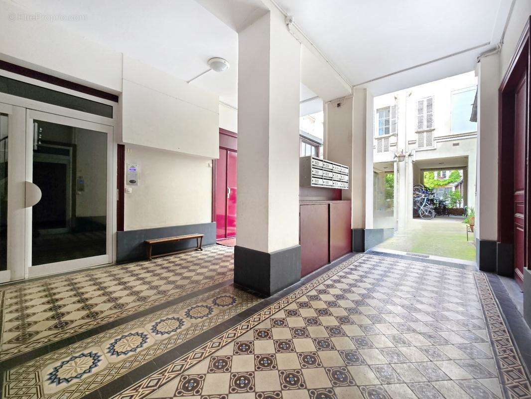 Appartement à PARIS-11E