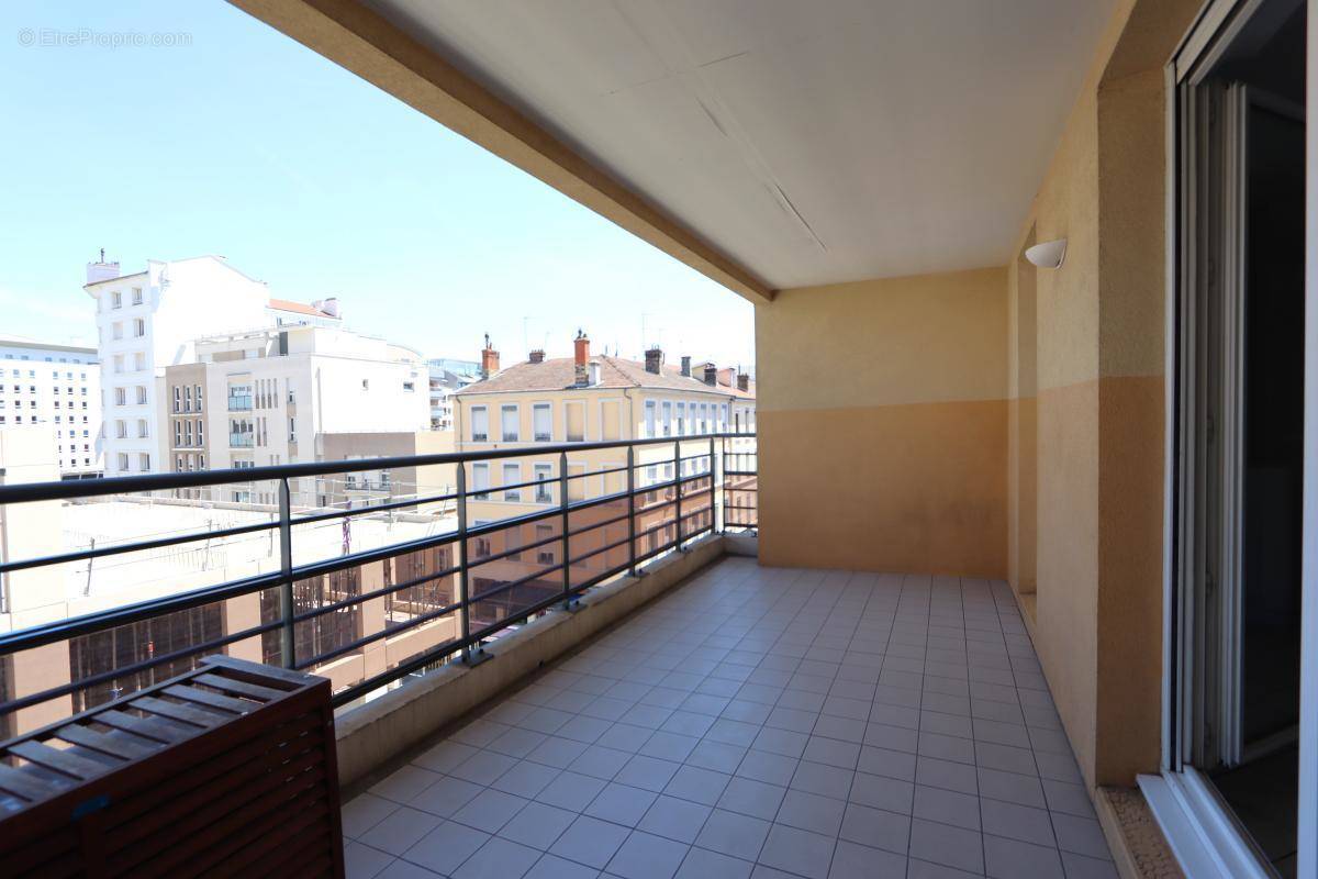 Appartement à LYON-3E