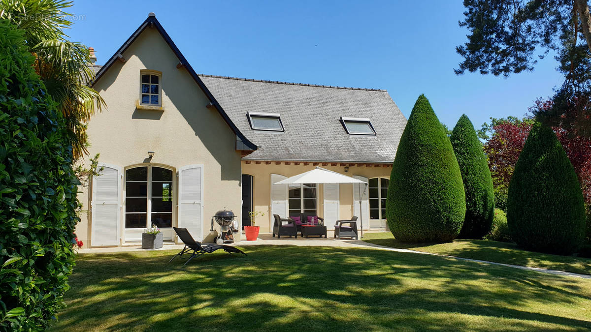 Maison à VERN-SUR-SEICHE