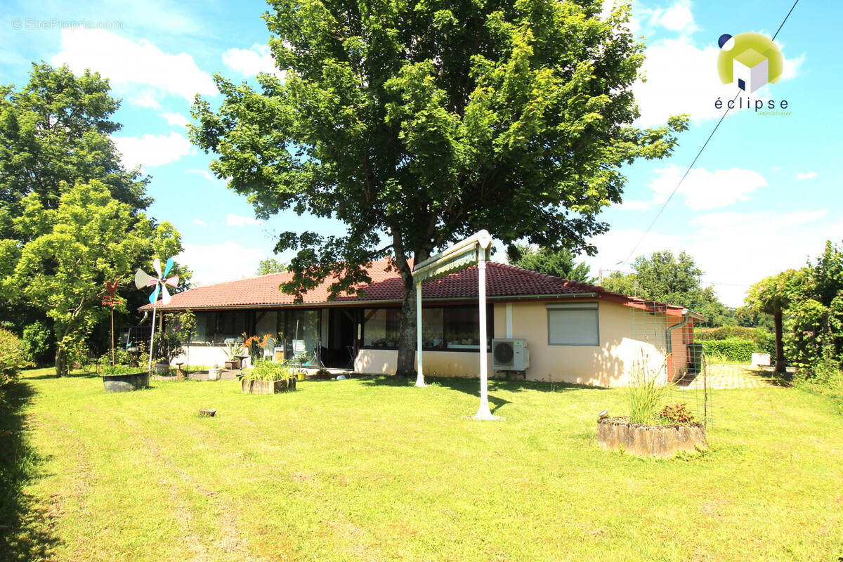 Maison à CONFRANCON