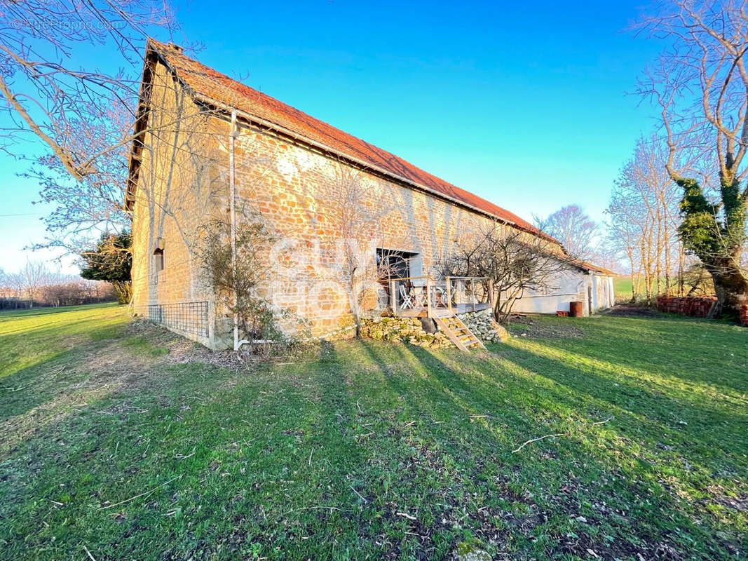 Maison à NERONDES