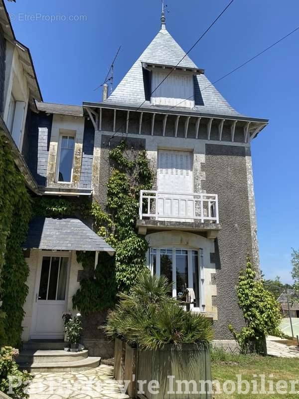 Maison à PARTHENAY