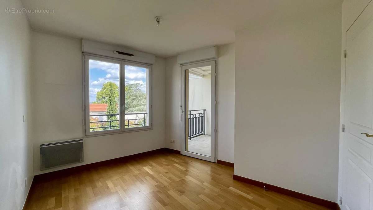 Appartement à LE RAINCY