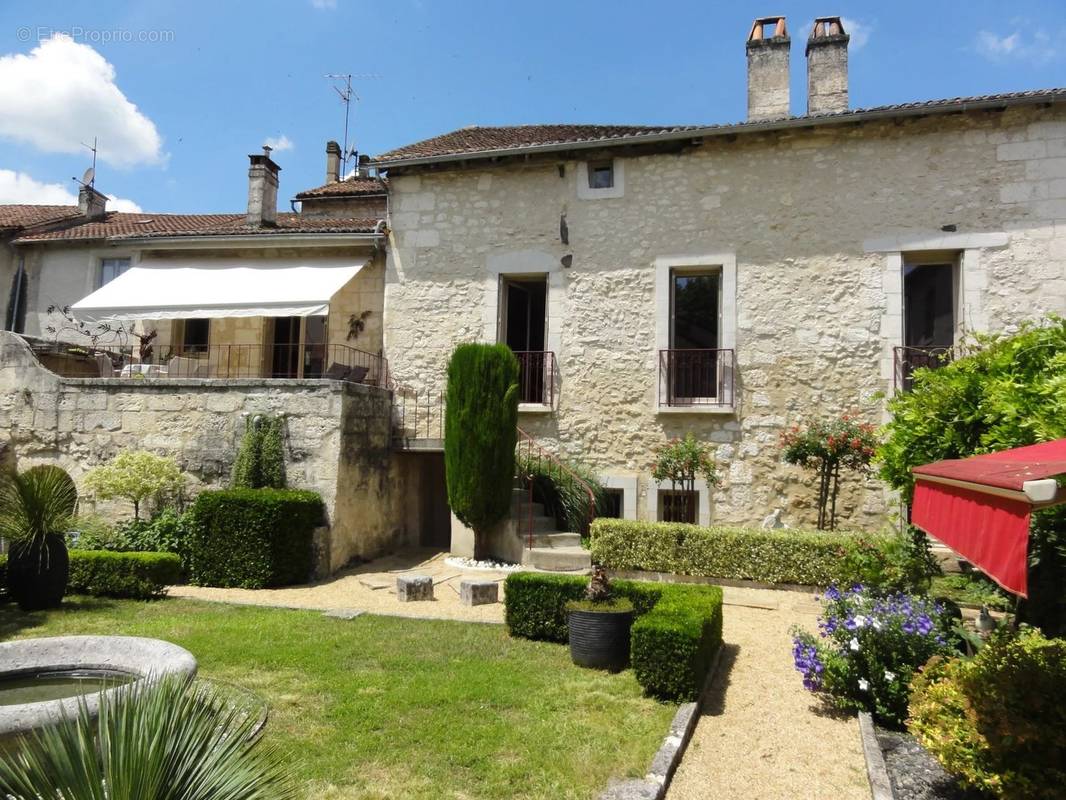 Maison à BRANTOME