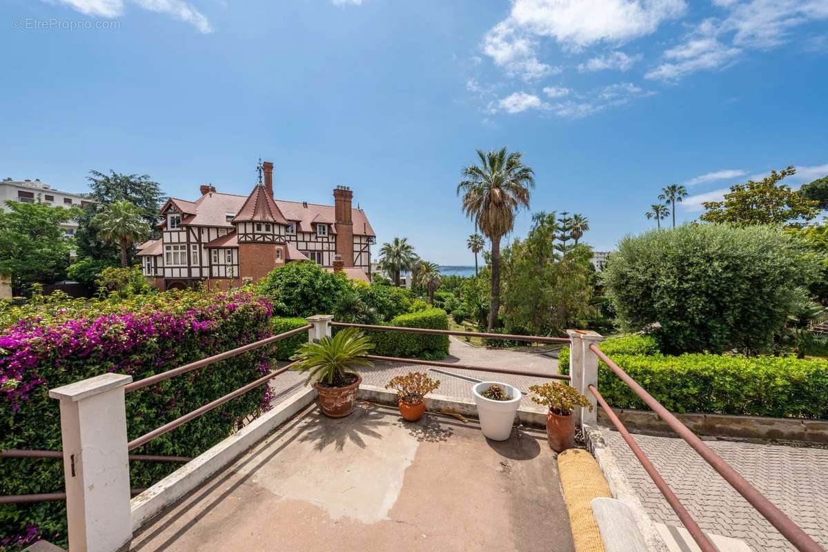 Appartement à CANNES