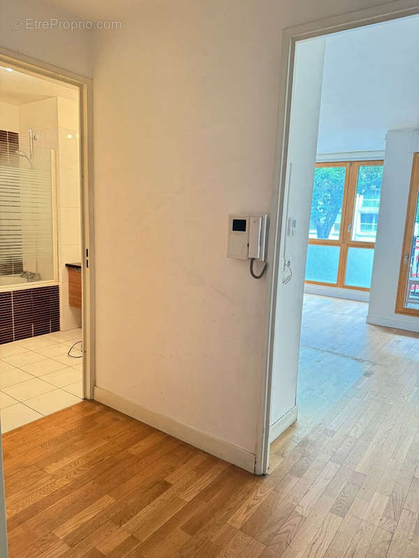 Appartement à PARIS-20E