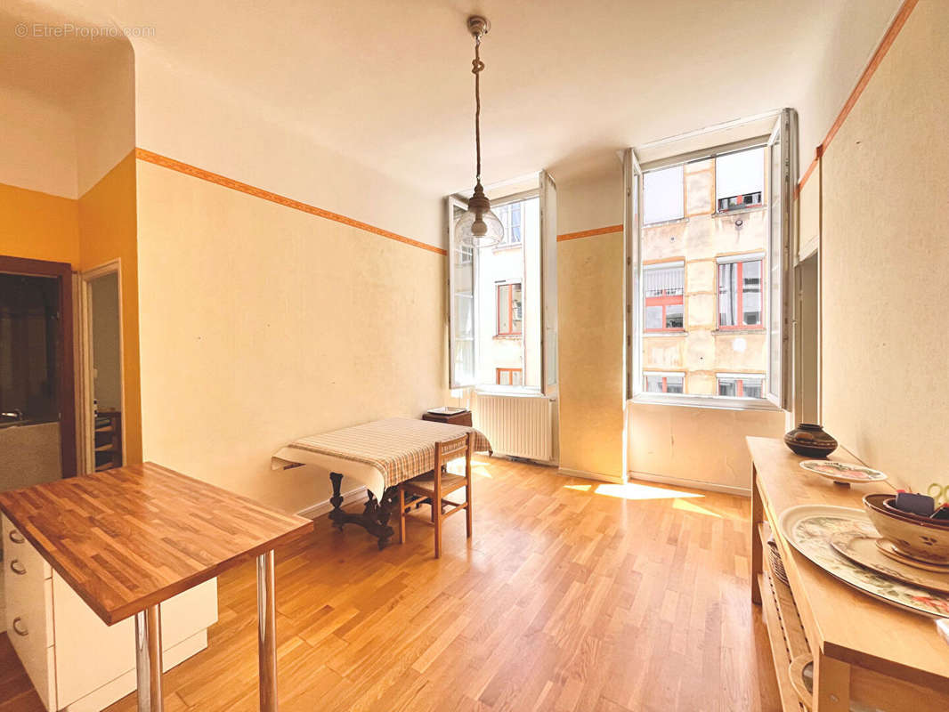 Appartement à LYON-1E