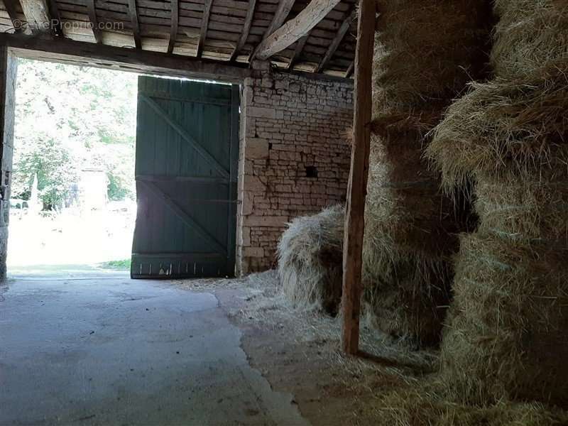 Maison à CHEF-BOUTONNE