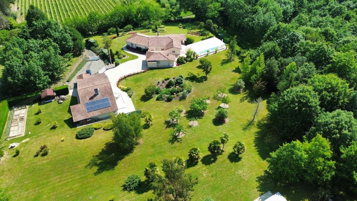 Maison à CAUPENNE-D&#039;ARMAGNAC