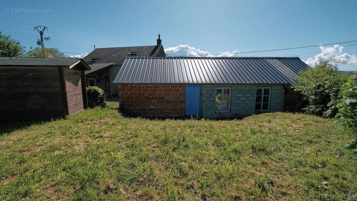 Maison à MOULINS-ENGILBERT