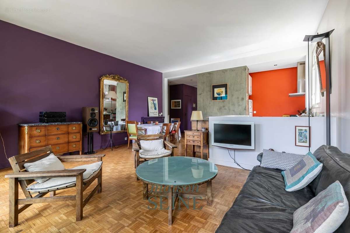 Appartement à NEUILLY-SUR-SEINE