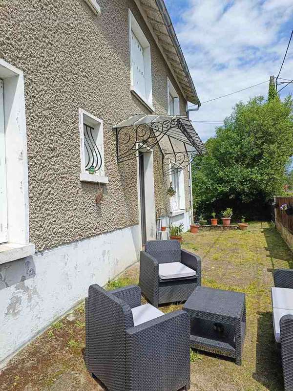 Maison à CHATEAUNEUF-LA-FORET