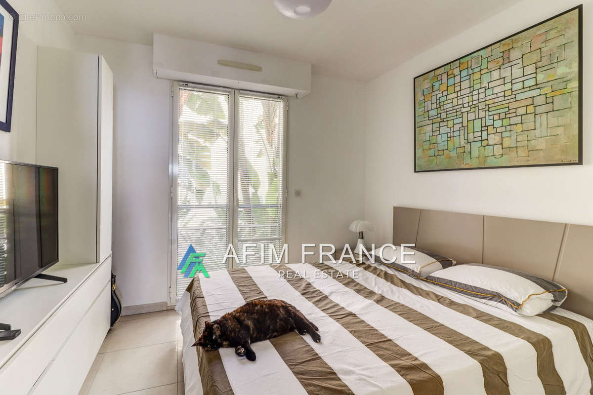 Appartement à ROQUEBRUNE-CAP-MARTIN