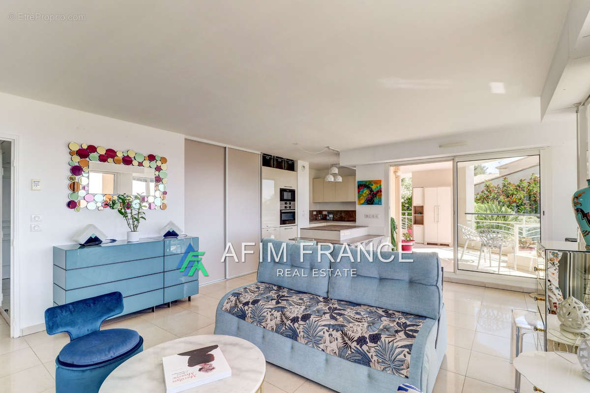 Appartement à ROQUEBRUNE-CAP-MARTIN