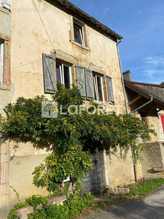 Maison à COUSANCE