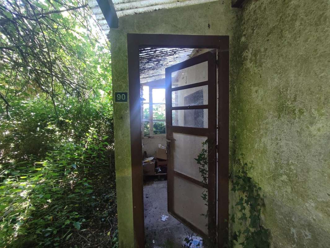 Maison à ORADOUR-SUR-VAYRES