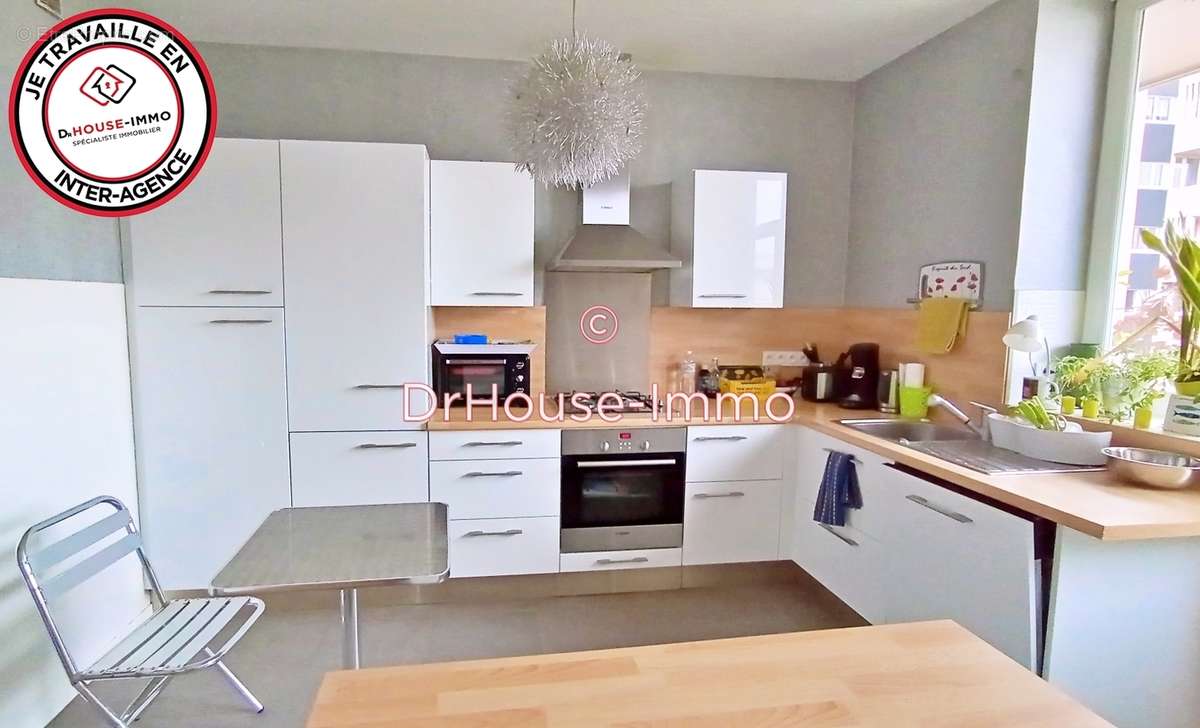 Appartement à SAINT-ETIENNE