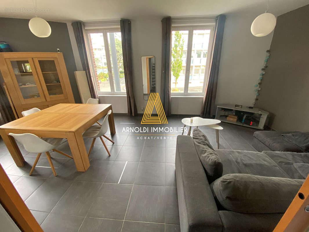 Appartement à VALENCIENNES