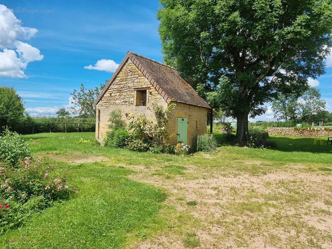 Maison à PARAY-LE-MONIAL