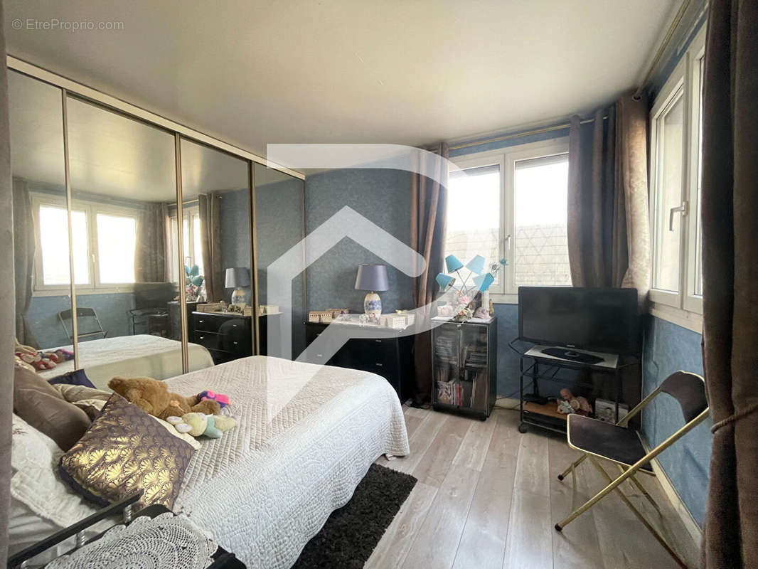 Appartement à MAISONS-ALFORT