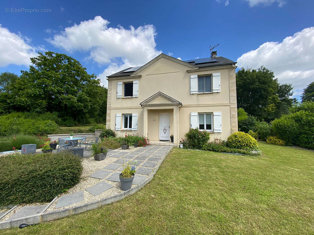 Maison à BRETEUIL