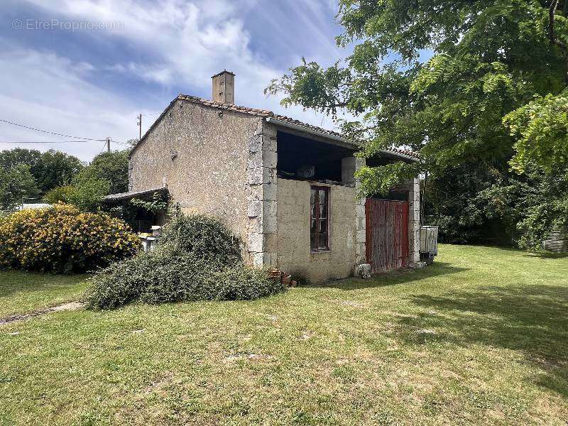 Maison à SAINT-CERNIN-DE-LABARDE