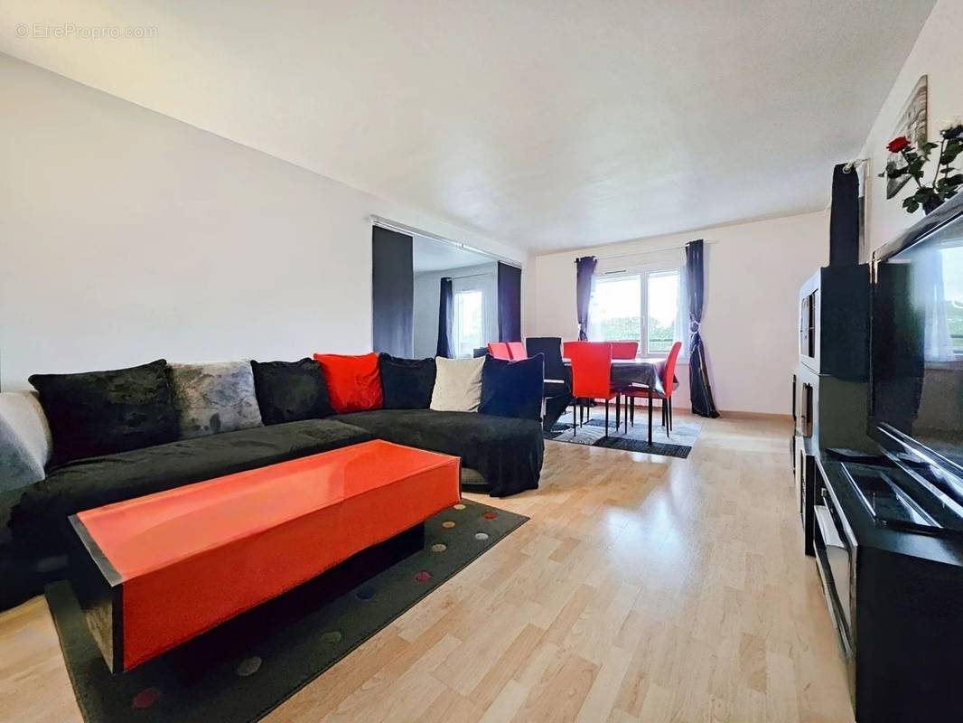 Appartement à RIS-ORANGIS