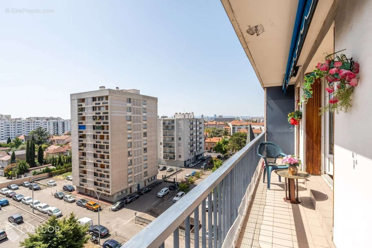 Appartement à VILLEURBANNE