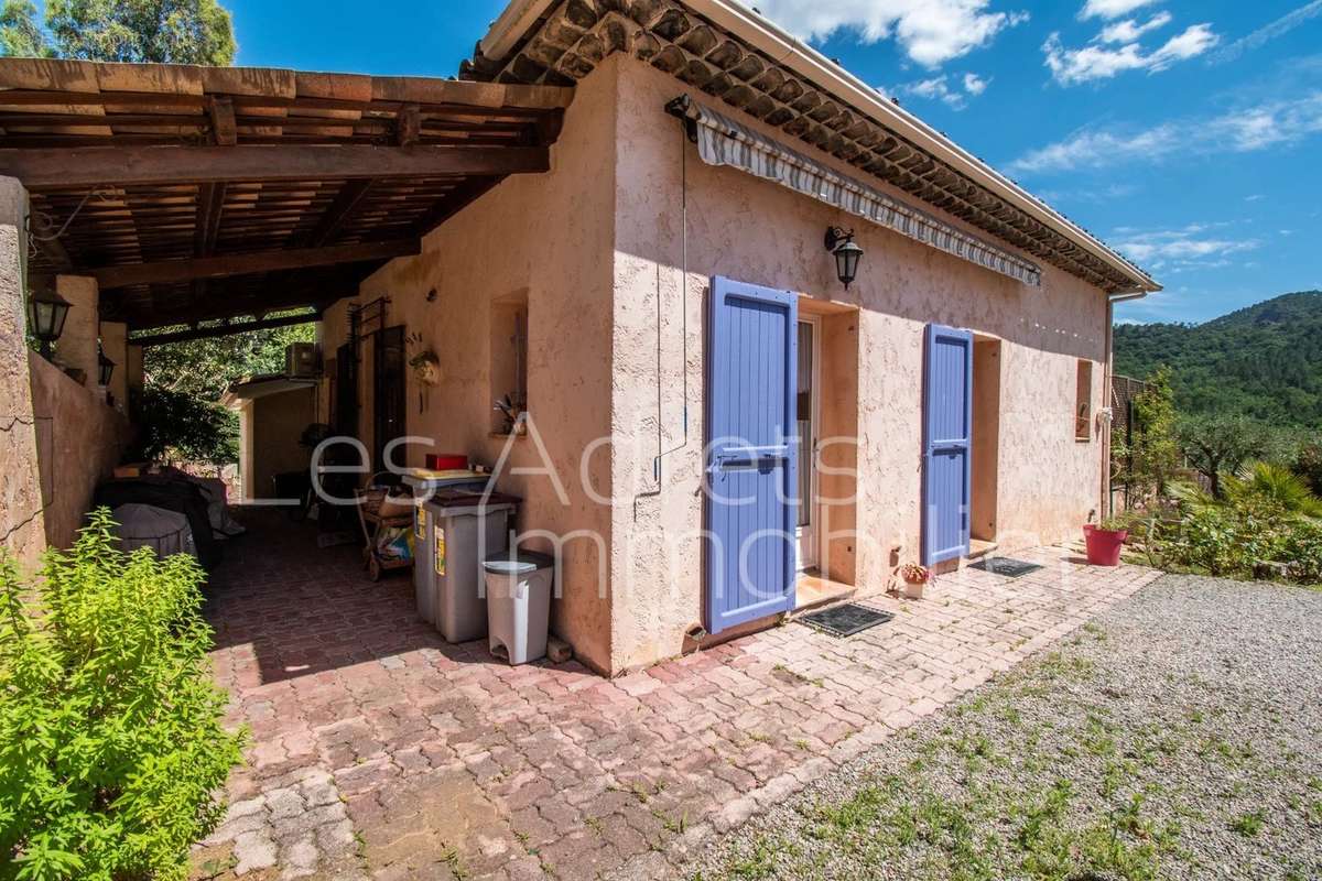 Maison à LES ADRETS-DE-L&#039;ESTEREL