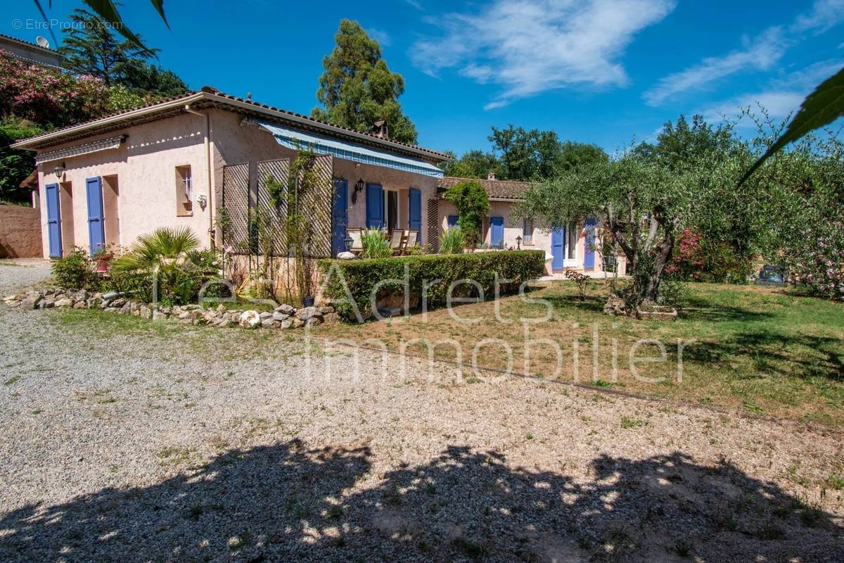 Maison à LES ADRETS-DE-L&#039;ESTEREL