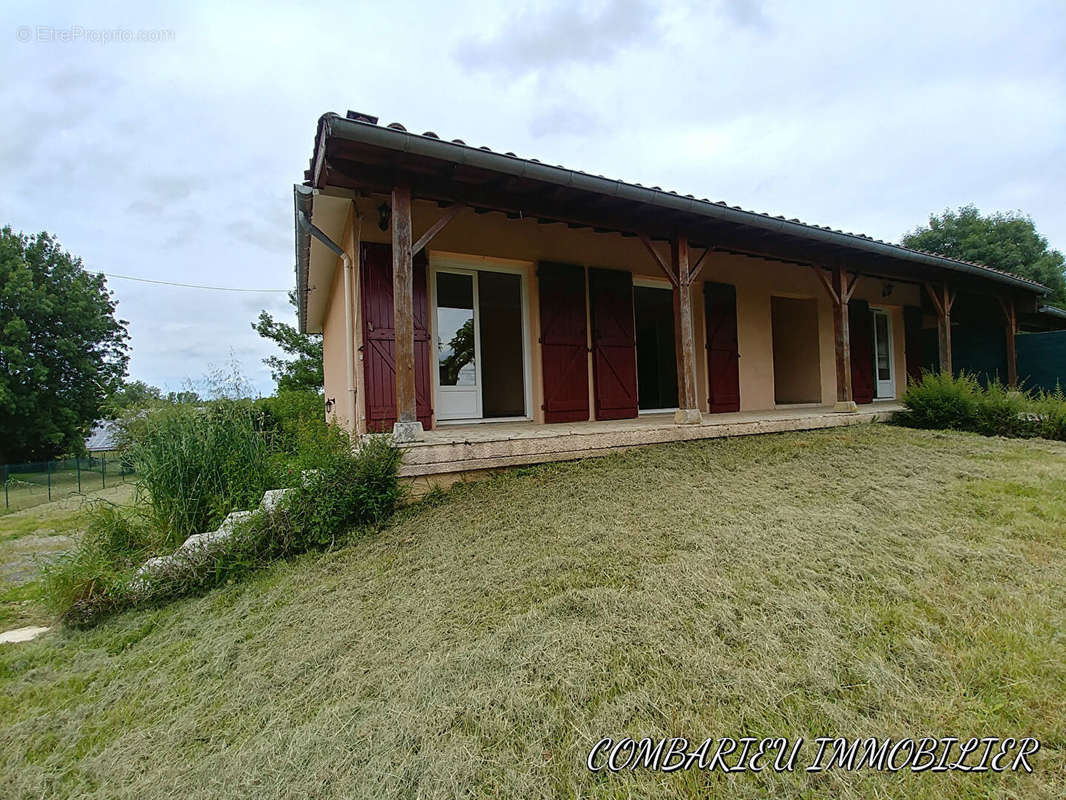 Maison à CAUSSADE