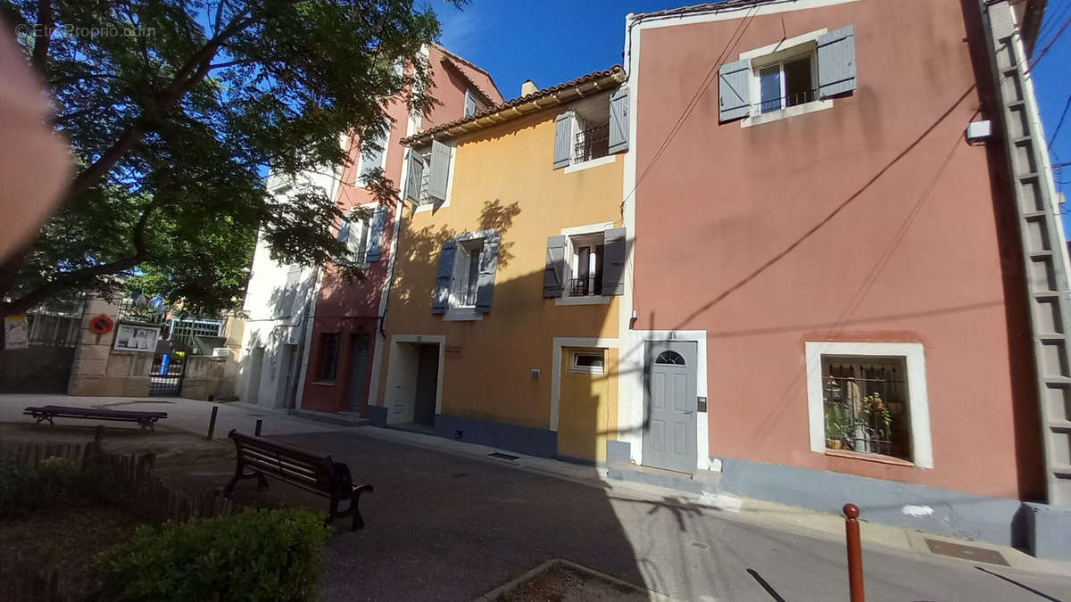 Appartement à L&#039;ISLE-SUR-LA-SORGUE