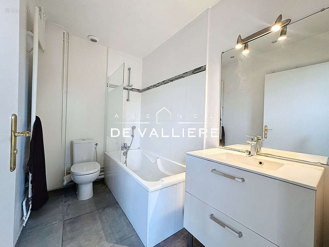 Appartement à RUEIL-MALMAISON