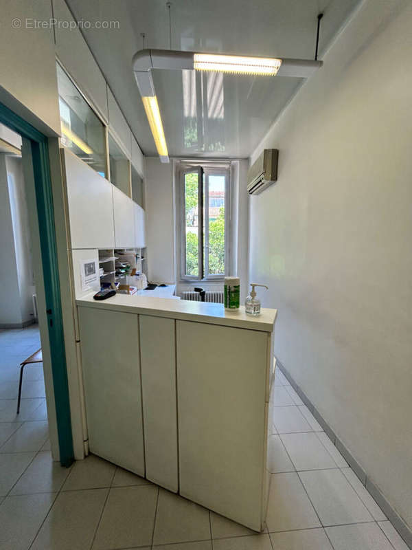 Appartement à MARSEILLE-4E