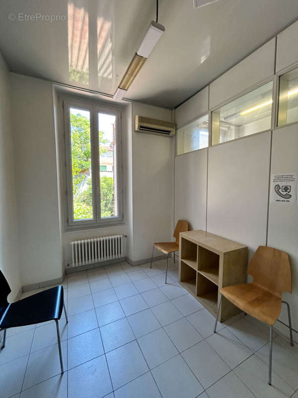 Appartement à MARSEILLE-4E